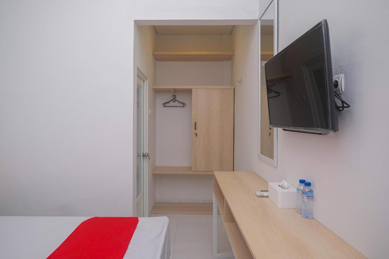 Hotel Reddoorz Syariah @ Tlogosari Semarang Alastuwo Exteriér fotografie