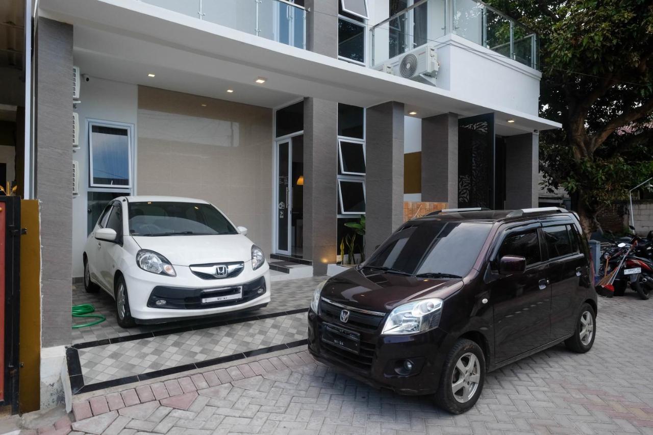Hotel Reddoorz Syariah @ Tlogosari Semarang Alastuwo Exteriér fotografie